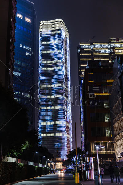 城市夜晚建筑外立面灯光图片素材免费下载