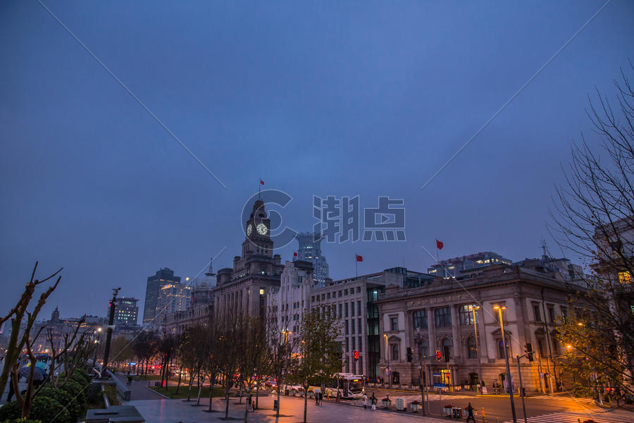 上海代表钟楼海关大楼夜景图片素材免费下载