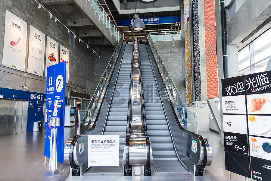 简洁大气商场设施建筑扶梯图片素材免费下载