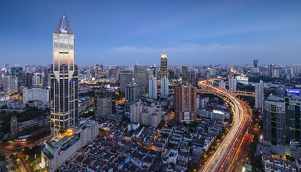 暮色中的上海新静安CBD图片素材免费下载