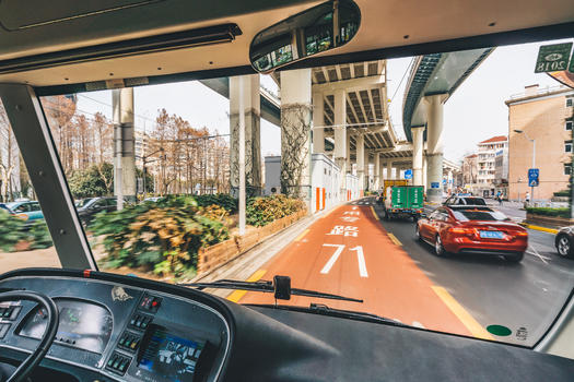 上海71路中速交通图片素材免费下载