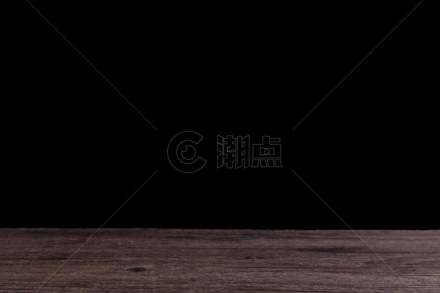 木制桌面和黑背景图片素材免费下载