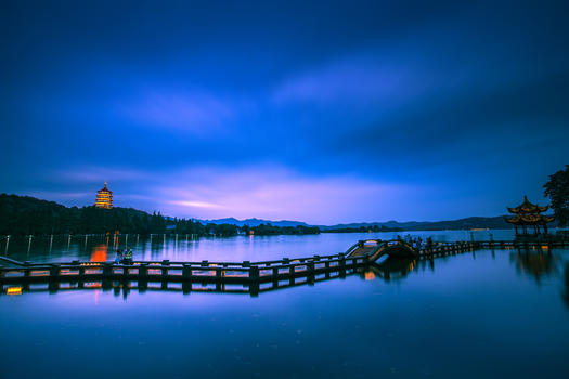 雷峰夕照西湖夜景图片素材免费下载