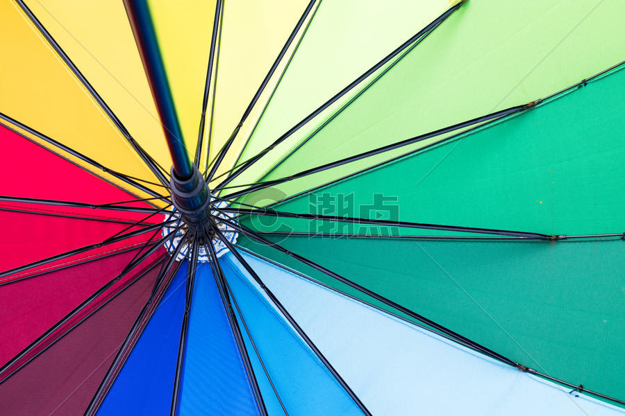 彩虹伞晴雨伞色彩图片素材免费下载