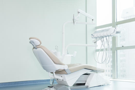 医疗器材牙医躺椅图片素材免费下载