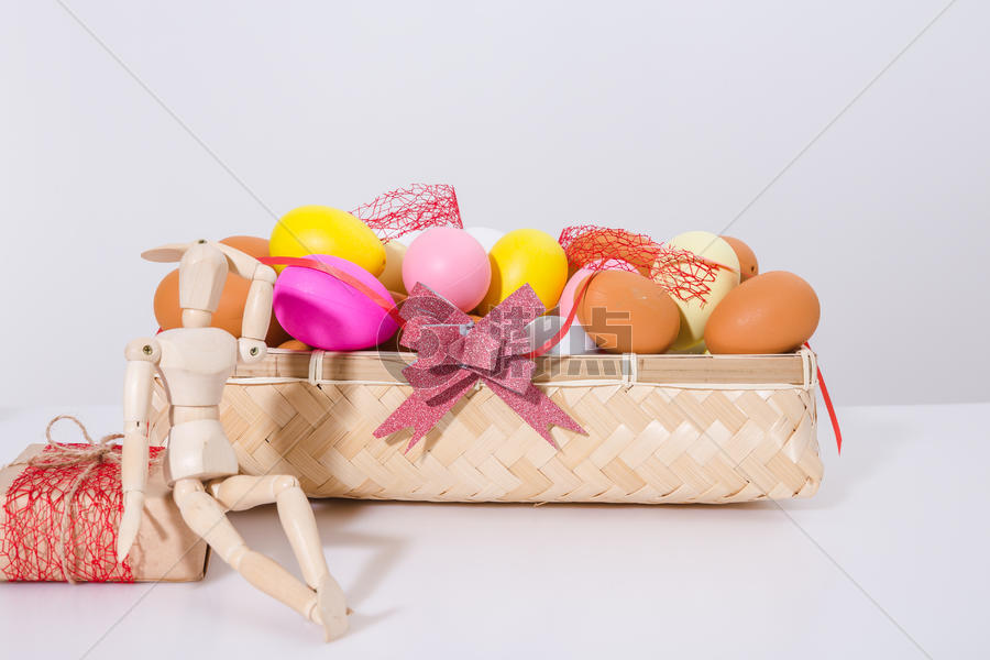 复活节惊喜篮子彩蛋礼物图片素材免费下载