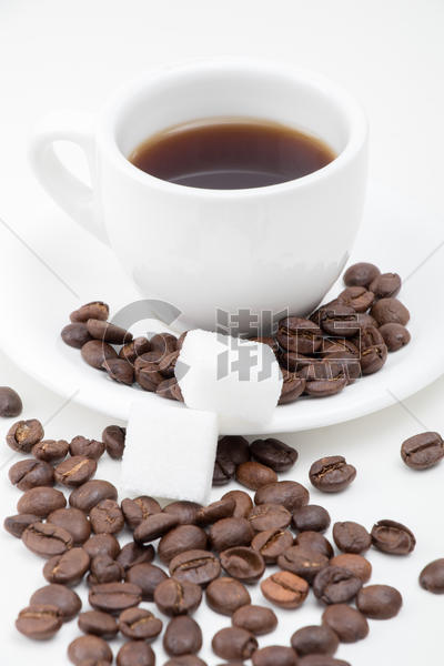 简洁咖啡豆咖啡摆拍图片素材免费下载