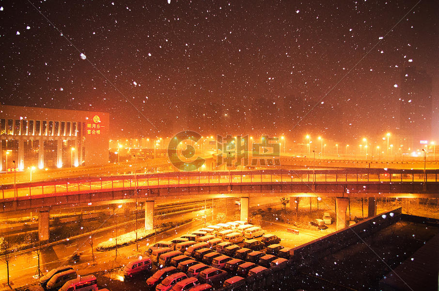 夜与雪天图片素材免费下载