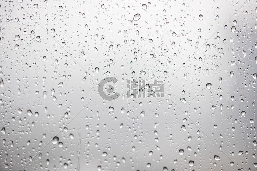 窗口的雨滴图片素材免费下载
