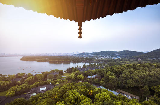 雷锋塔上眺望杭州西湖夕阳美景图片素材免费下载