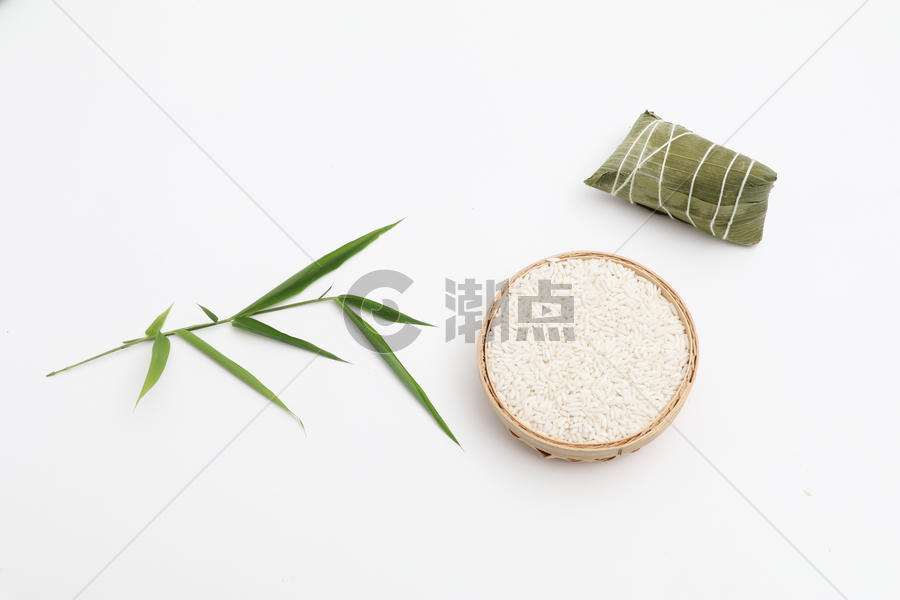 端午节粽子竹叶艾草糯米图片素材免费下载