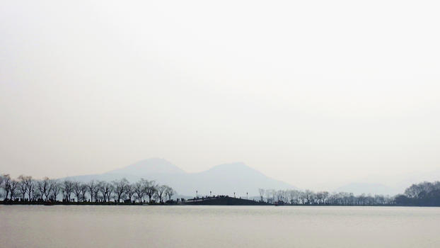 雾蒙蒙的杭州水墨西湖图片素材免费下载