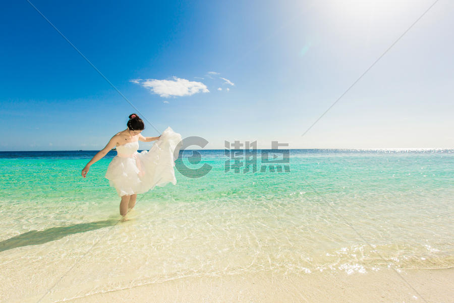 海边婚纱图片素材免费下载