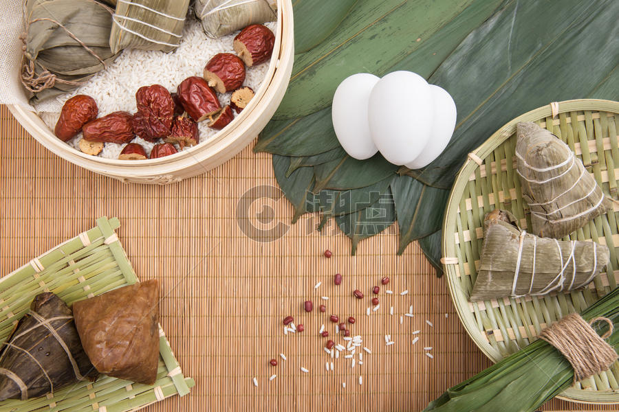 端午节竹垫上食品背景图片素材免费下载