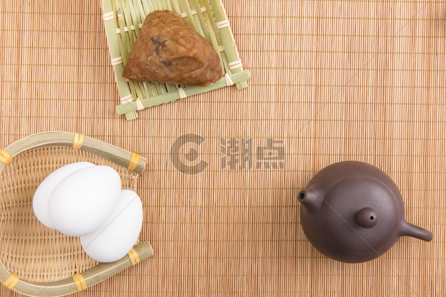 端午节竹垫上茶艺与食品图片素材免费下载
