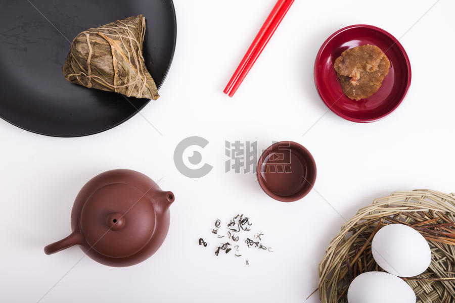 端午节食用粽子喝茶背景图片素材免费下载