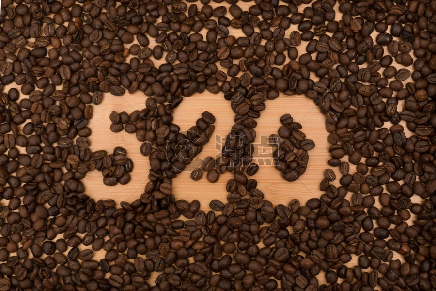 520情人节咖啡豆创意摄影图片素材免费下载