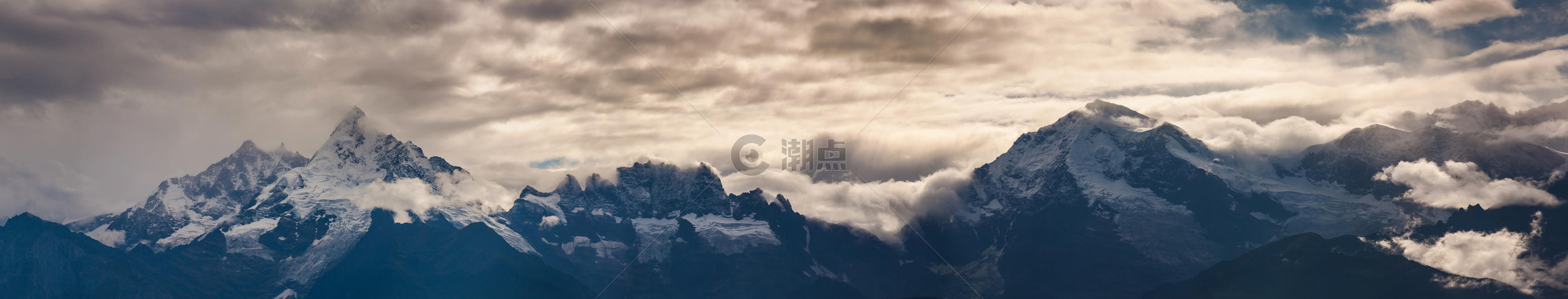 梅里雪山三峰图片素材免费下载