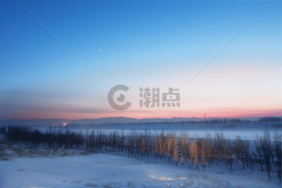 新疆的晚霞美景图片素材免费下载