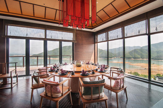 新中式全景观餐厅图片素材免费下载