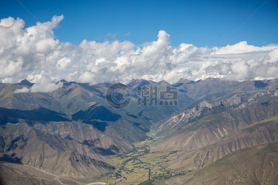 西藏的天空图片素材免费下载