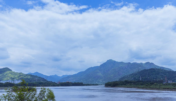清新自然大气清澈楠溪江风景图片素材免费下载