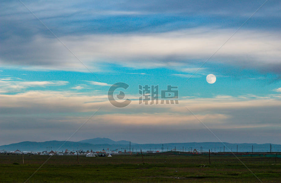 青海湖月升图片素材免费下载