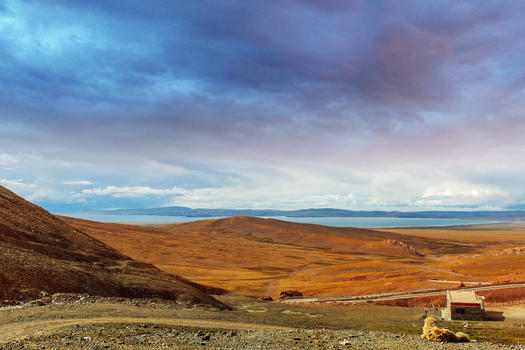 西藏纳木错湖夕阳下的美景图片素材免费下载