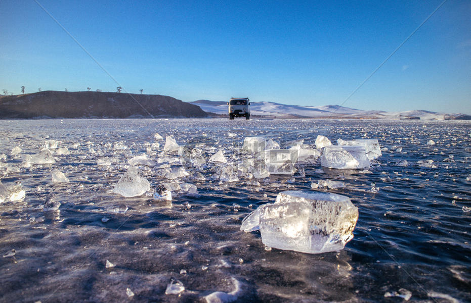 湖面上的冰块图片素材免费下载