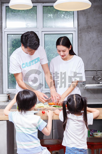 家庭亲子厨艺图片素材免费下载