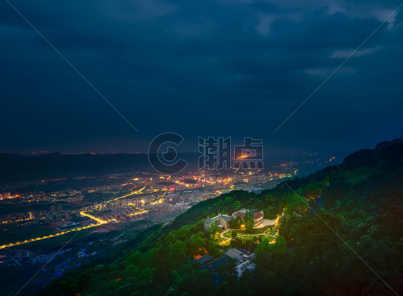俯瞰城市夜景图片素材免费下载