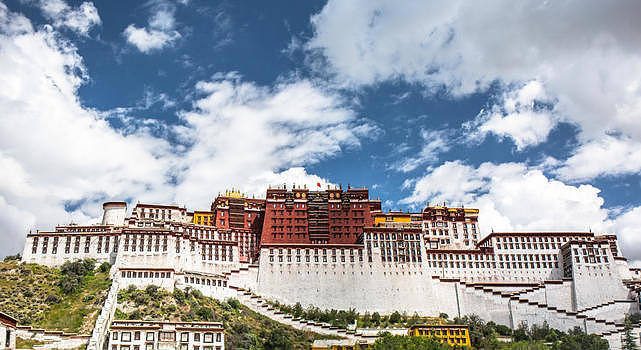 西藏拉萨布达拉宫正面照图片素材免费下载