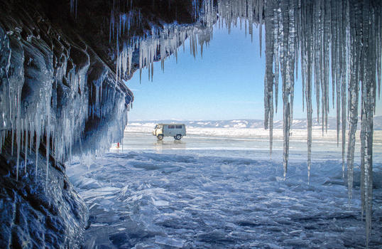 贝加尔湖冰洞奇观图片素材免费下载