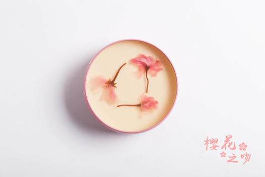 樱花之吻慕斯图片素材免费下载