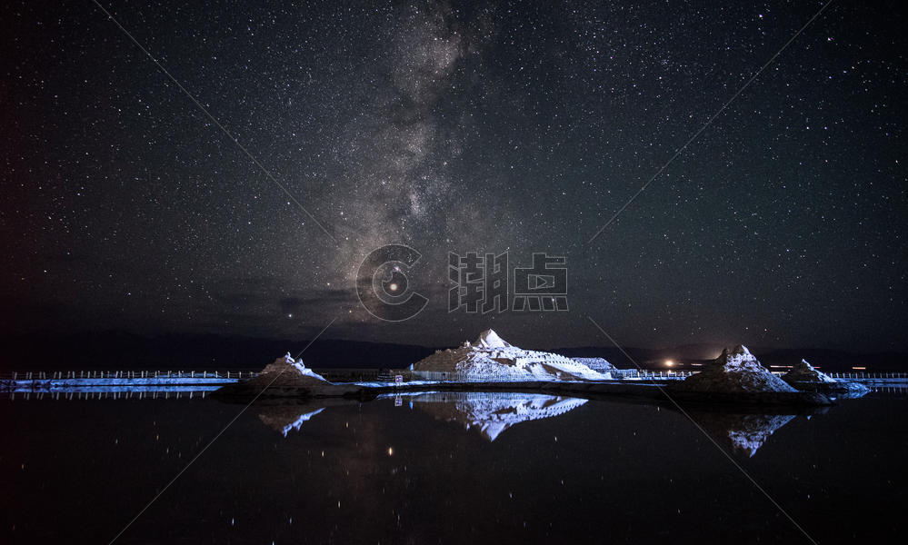 茶卡盐湖的银河图片素材免费下载