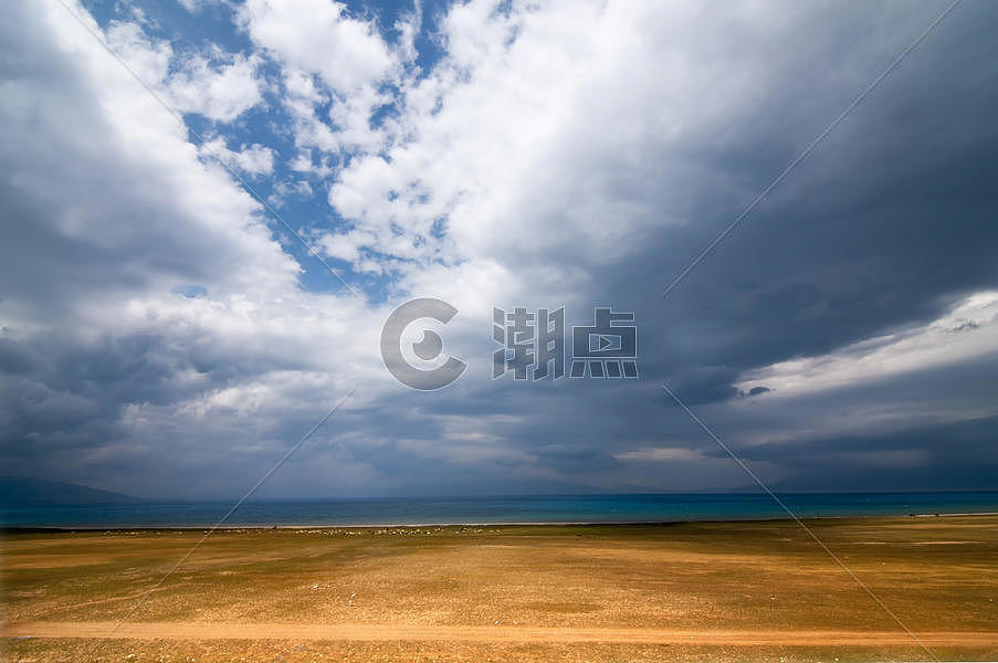 新疆赛里木湖气势素材云图片素材免费下载