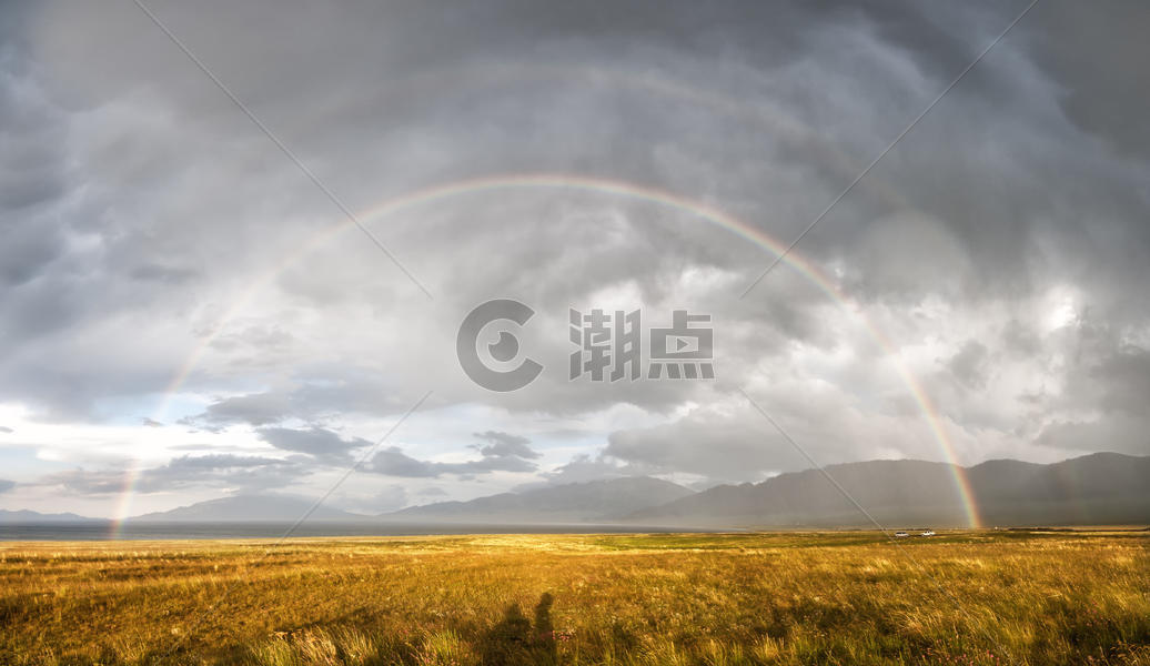新疆草原暴雨后彩虹图片素材免费下载