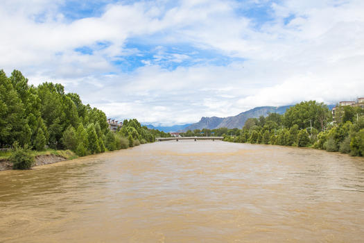 西藏拉萨河风光图片素材免费下载