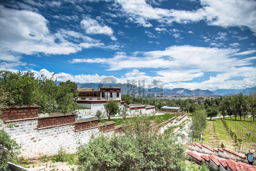 西藏拉萨色拉寺风光图片素材免费下载