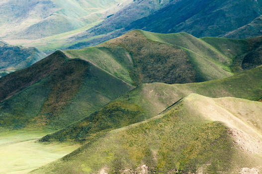 新疆高原草原山脉图片素材免费下载