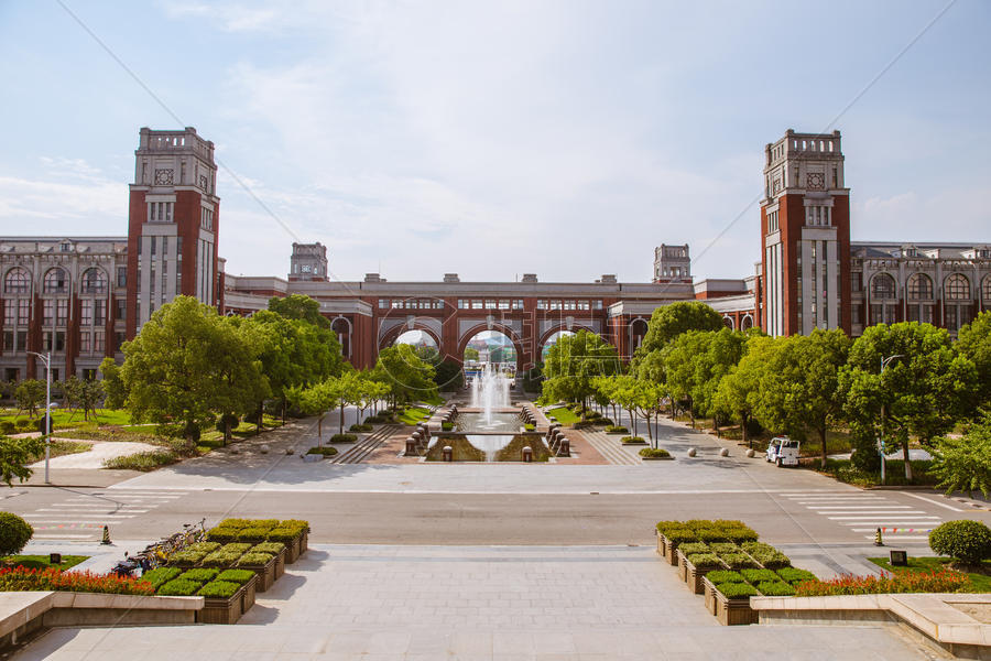 上海华东政法大学教学楼图片素材免费下载