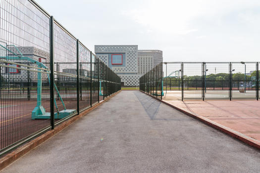 上海视觉艺术学院球场图片素材免费下载