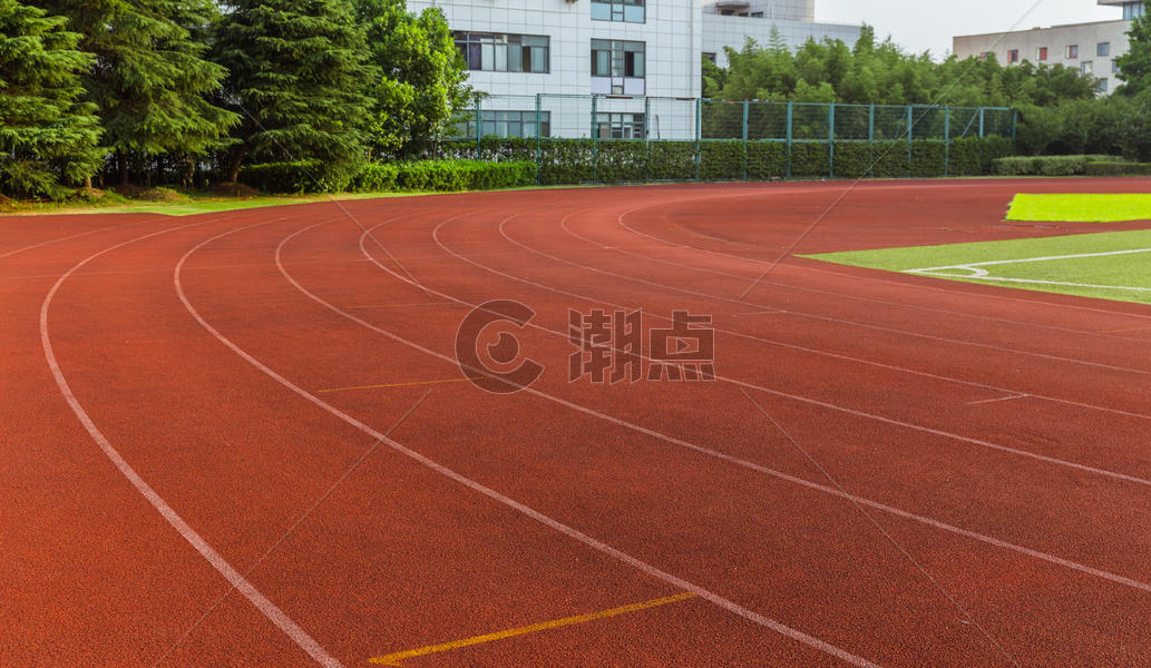 上海视觉艺术学院操场跑道图片素材免费下载