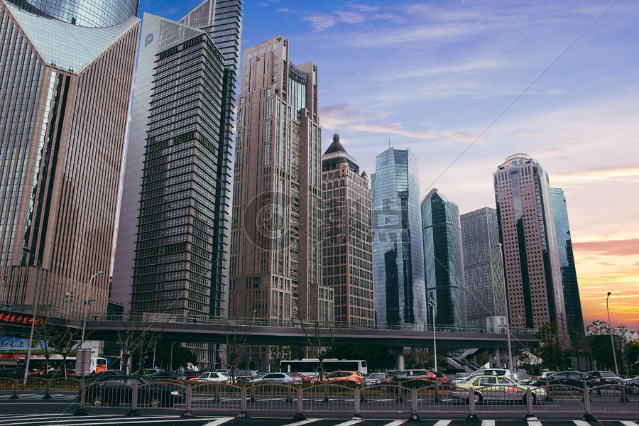 现代化都市高楼图片素材免费下载