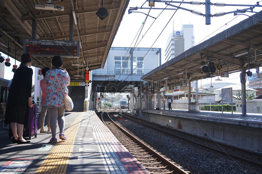 日本火车JR线路站台图片素材免费下载