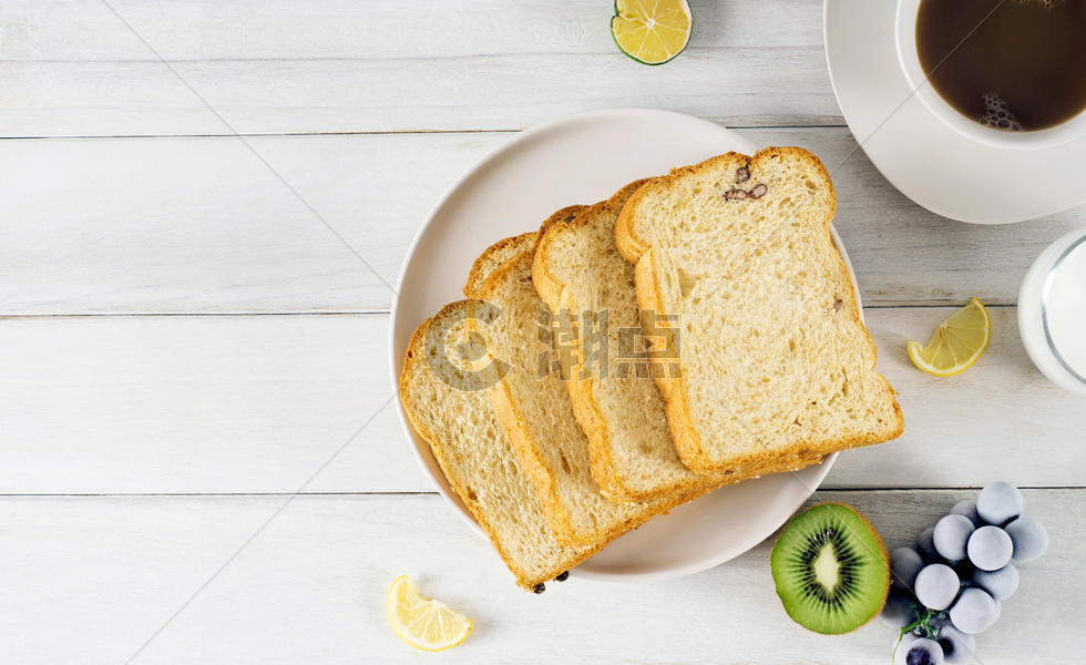 面包咖啡水果的早餐创意图片素材免费下载