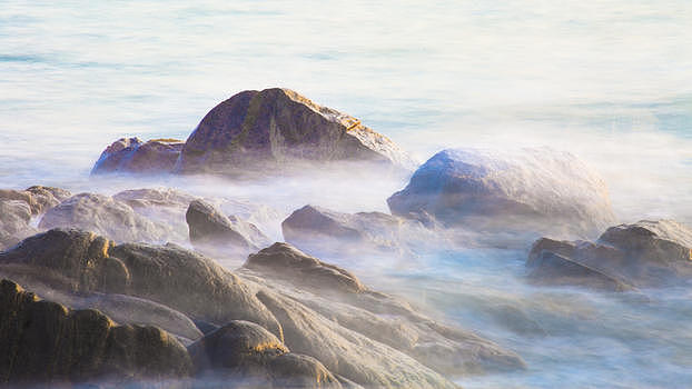清晨的海浪图片素材免费下载