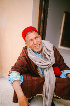 北非明珠突尼斯的老人图片素材免费下载