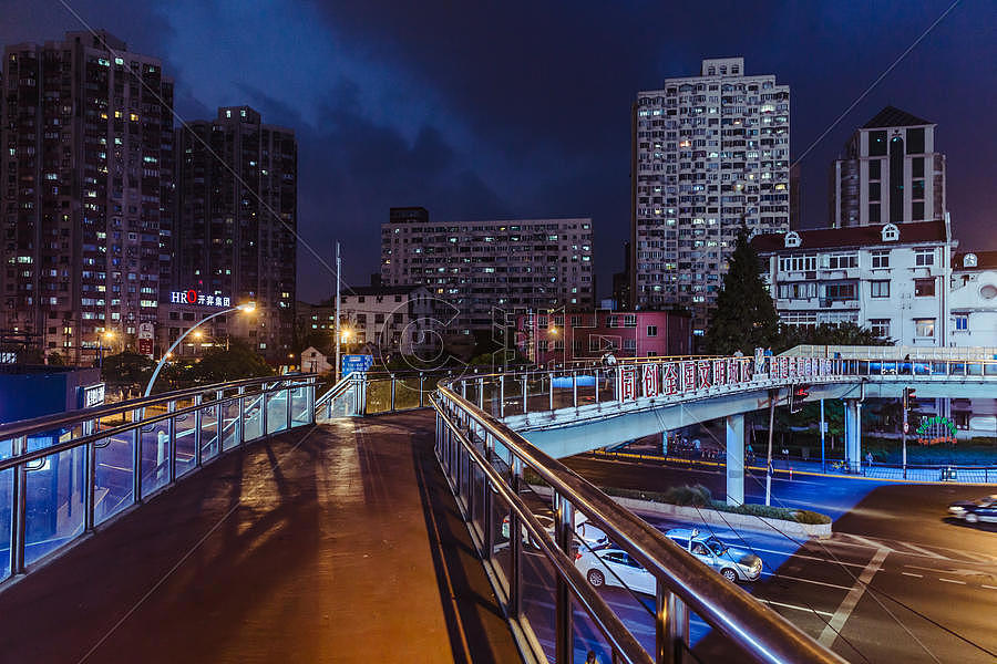 城市夜晚天桥建筑图片素材免费下载
