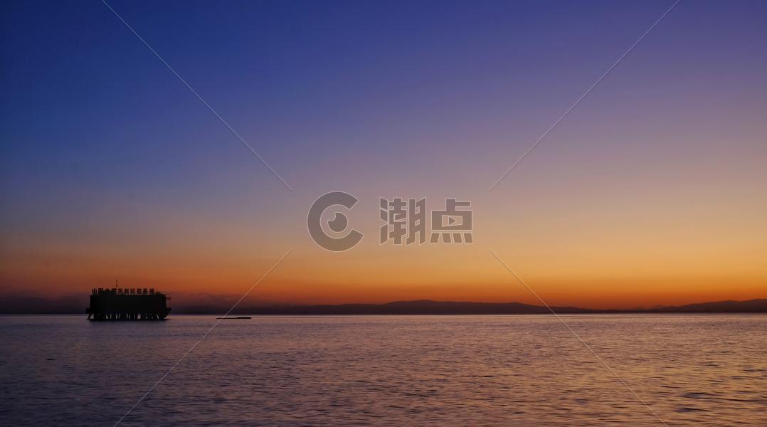 青海湖日出图片素材免费下载